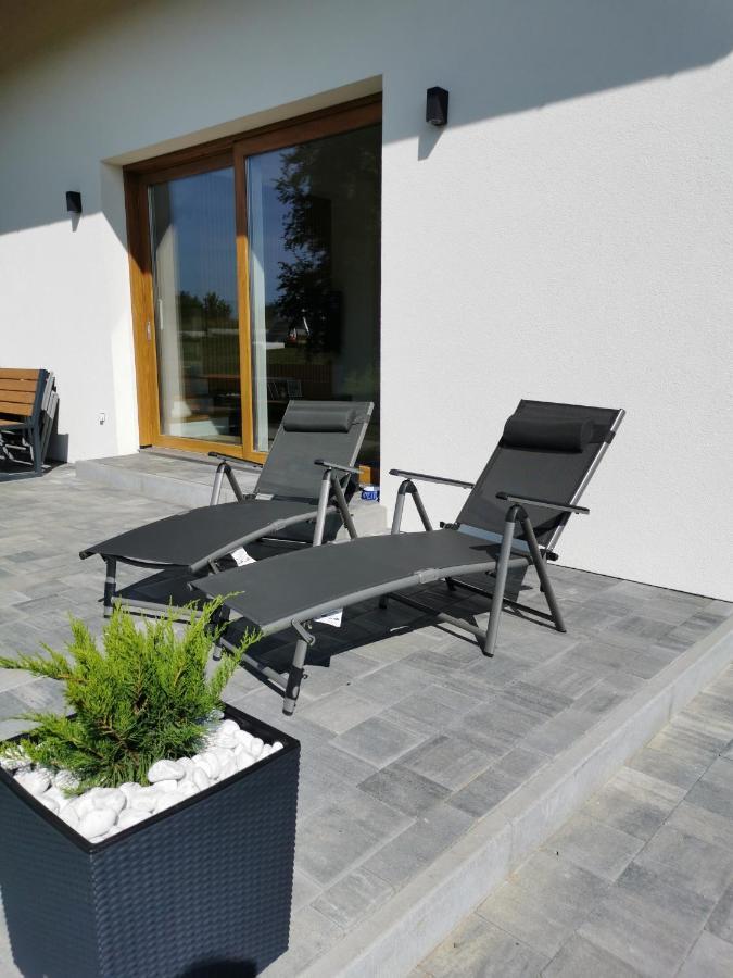 Dom Na Kaszubach "White House" Caloroczny Na Wylacznosc Stężyca Dış mekan fotoğraf