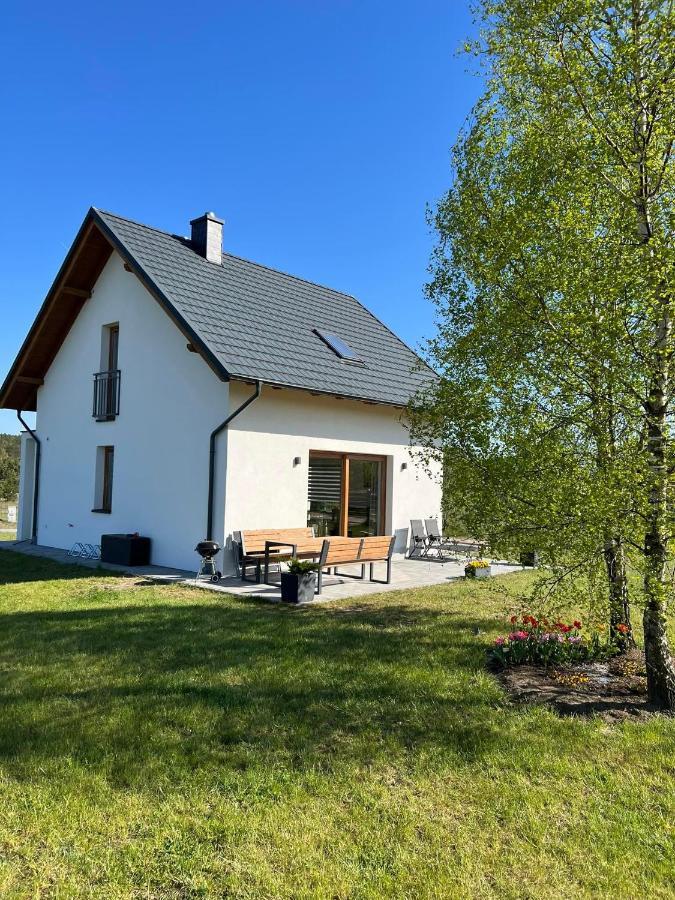 Dom Na Kaszubach "White House" Caloroczny Na Wylacznosc Stężyca Dış mekan fotoğraf